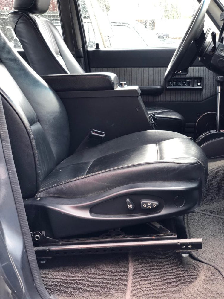 FJ60 up to 1986 BMW seat bracket image 2